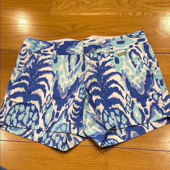 Lilly Pulitzer the callan short  5’ inseam size 2. - Picture 1 of 10